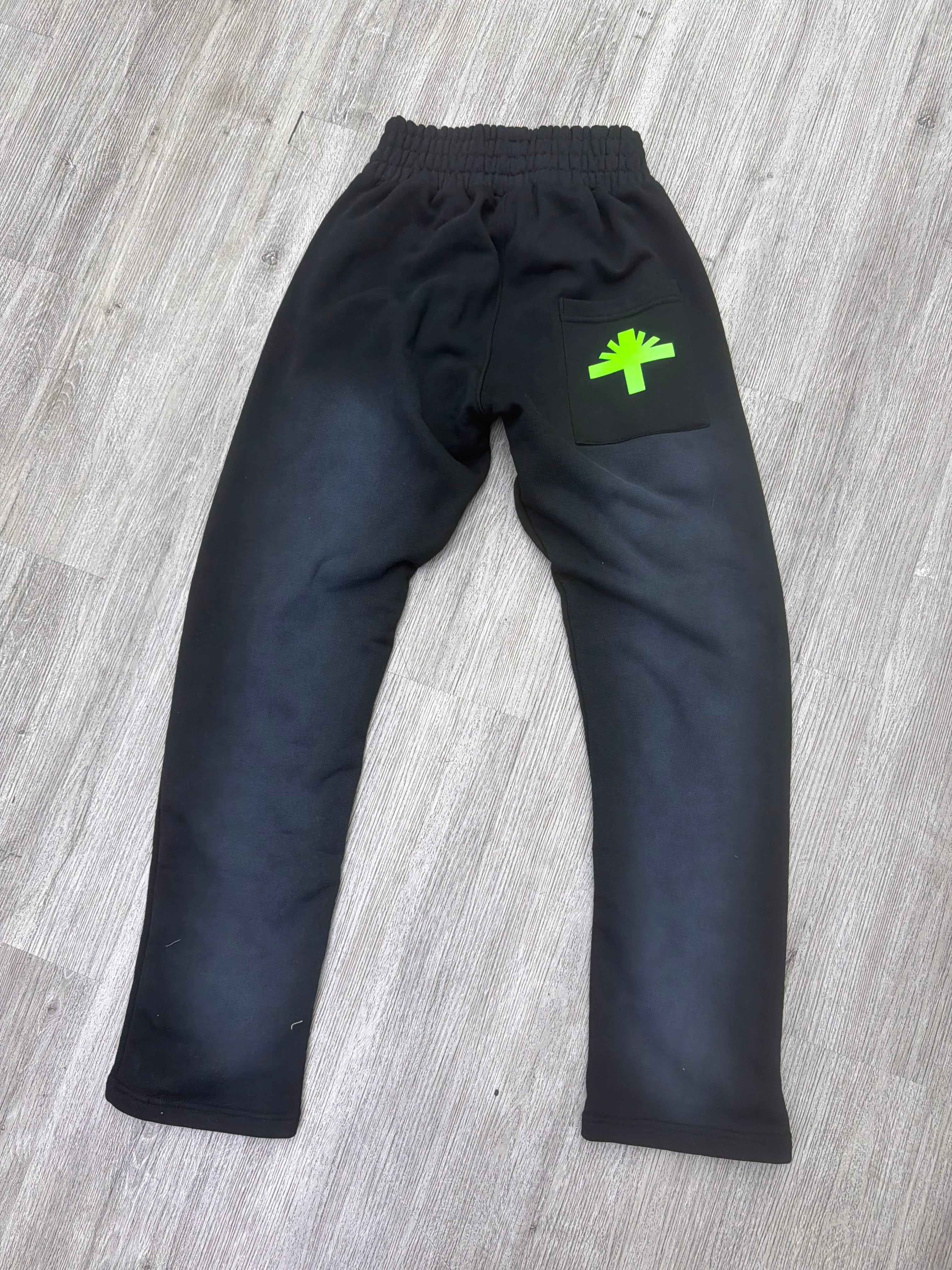 Vertabrae Sweatpants (Black/Green)