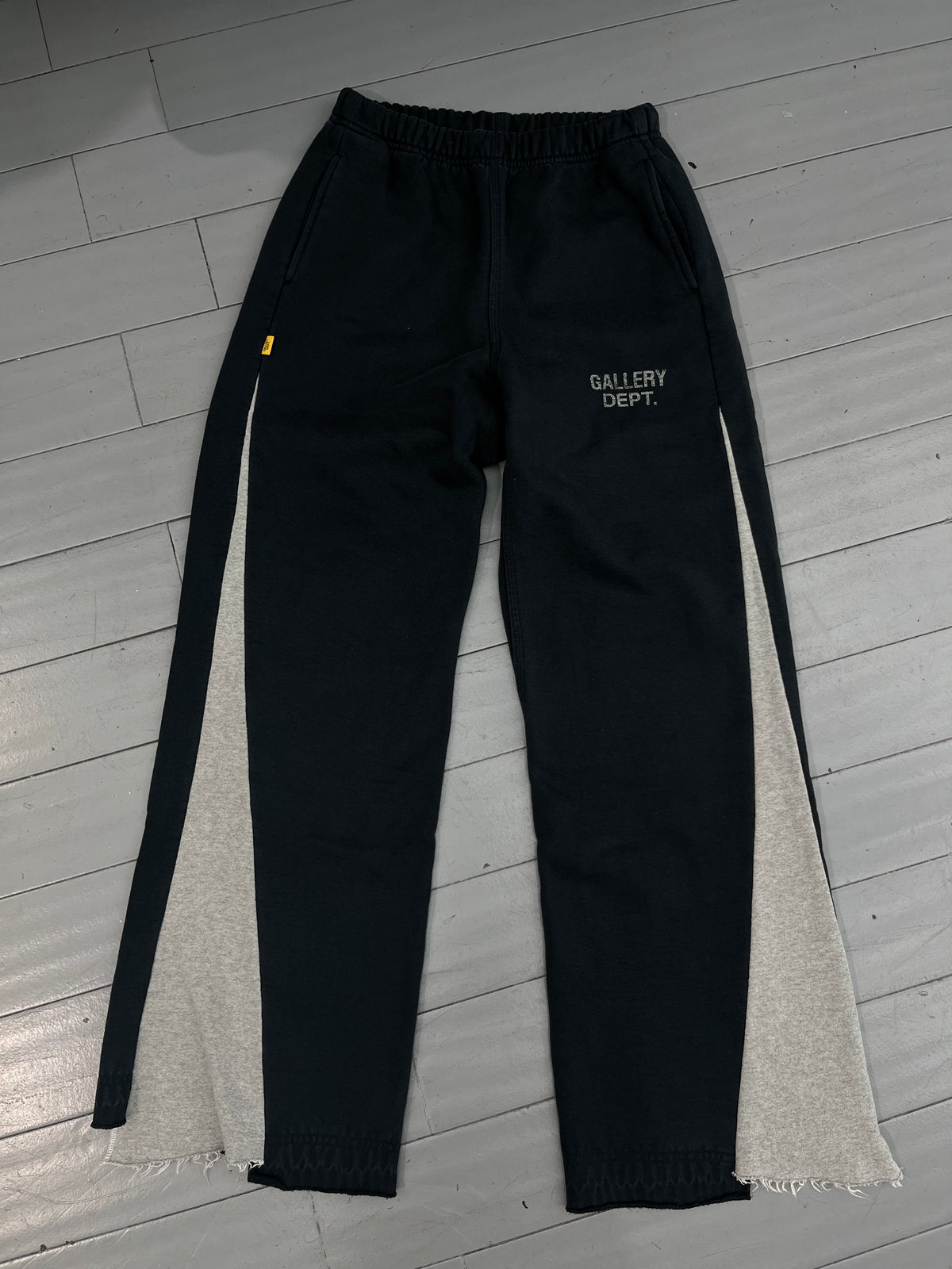 Gallery Dept Flare Sweatpant (Black)