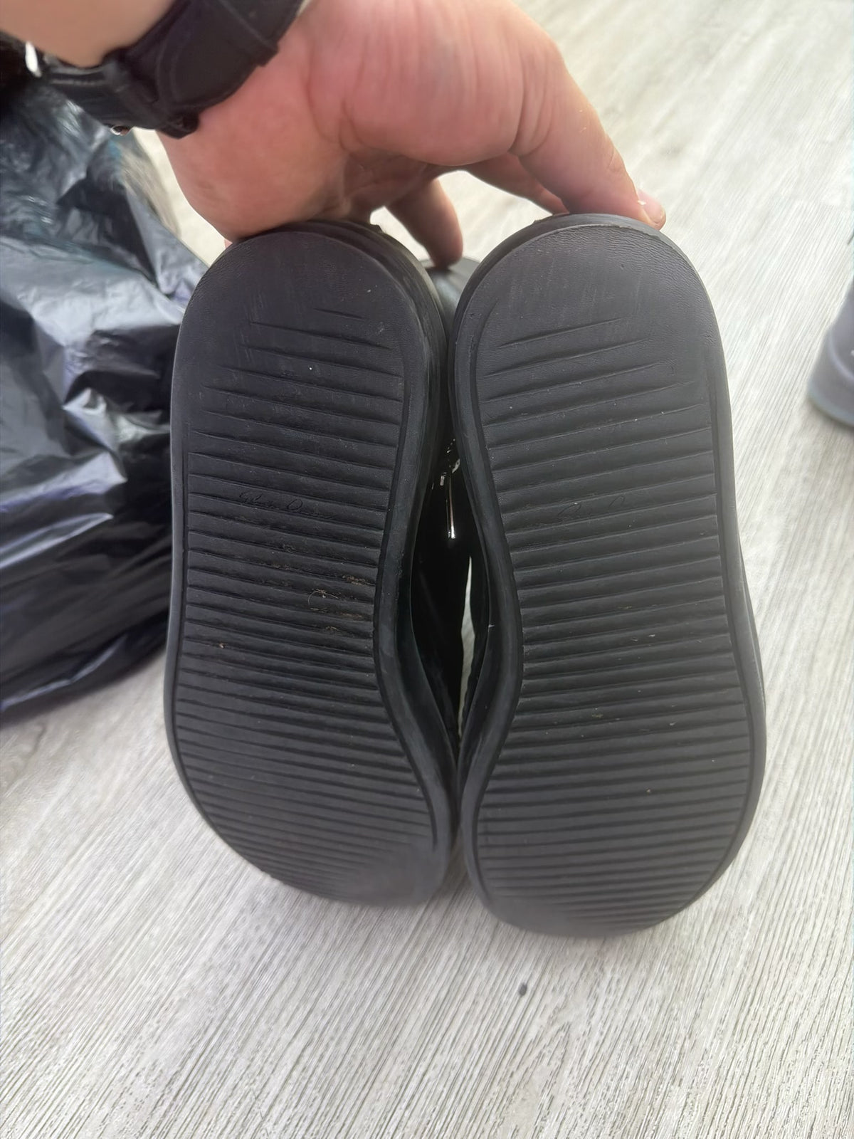 Rick Owens Jumbo Lace Triple Black