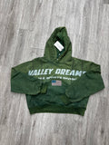 Vale lives sports division stitch green