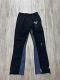 Gallery department flare sweatpants paint splatter black/ navy