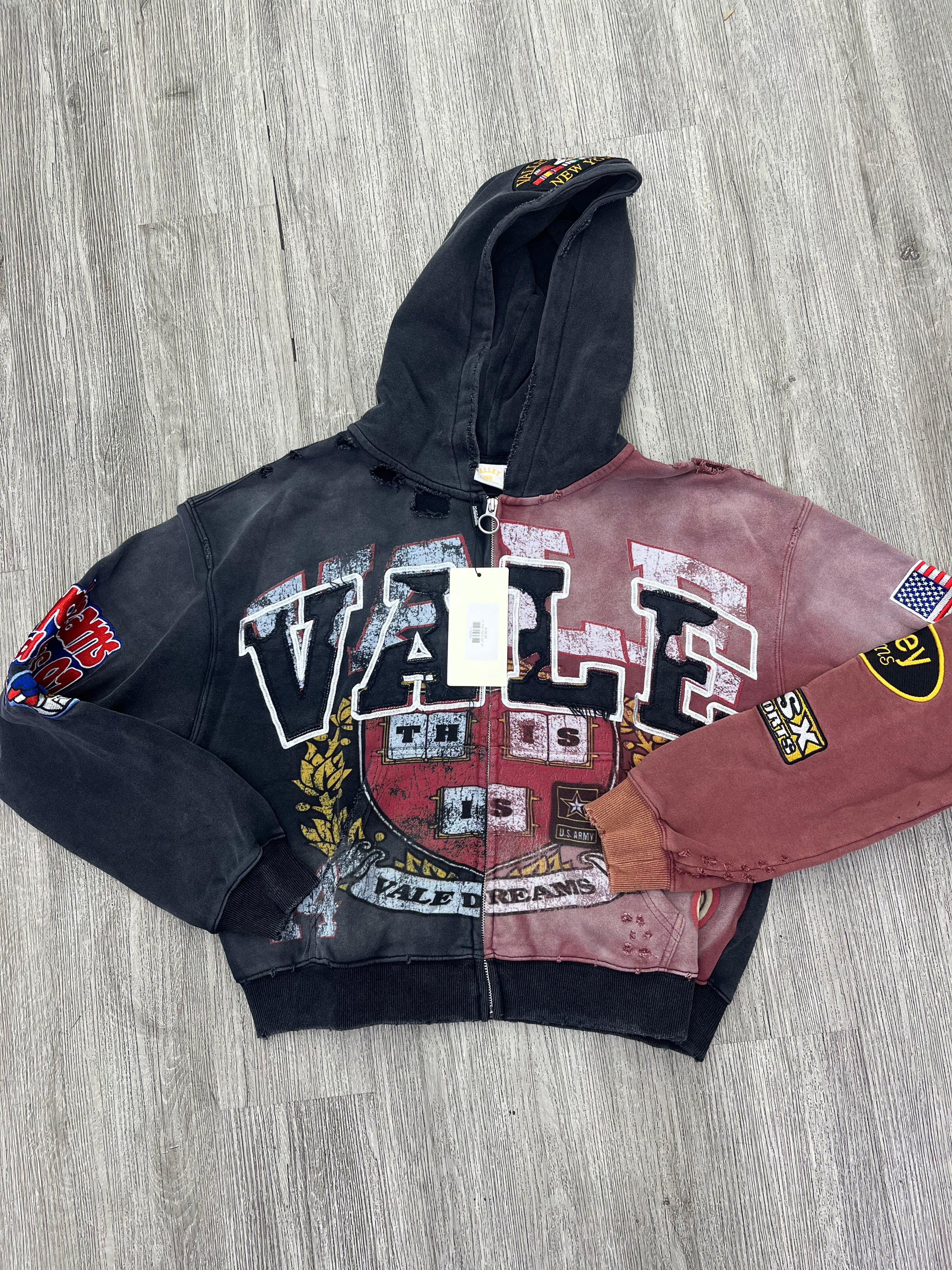 Vale Two Face Zip Up Hoodie (Black/Red)