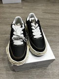 Maison Mihara sneaker mat black
