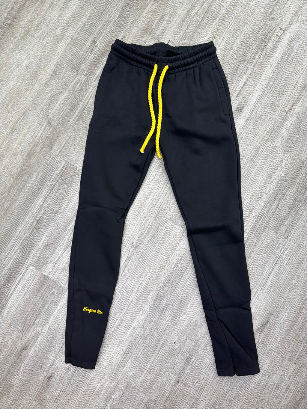 Syna Sweatsuit (Black/Yellow)