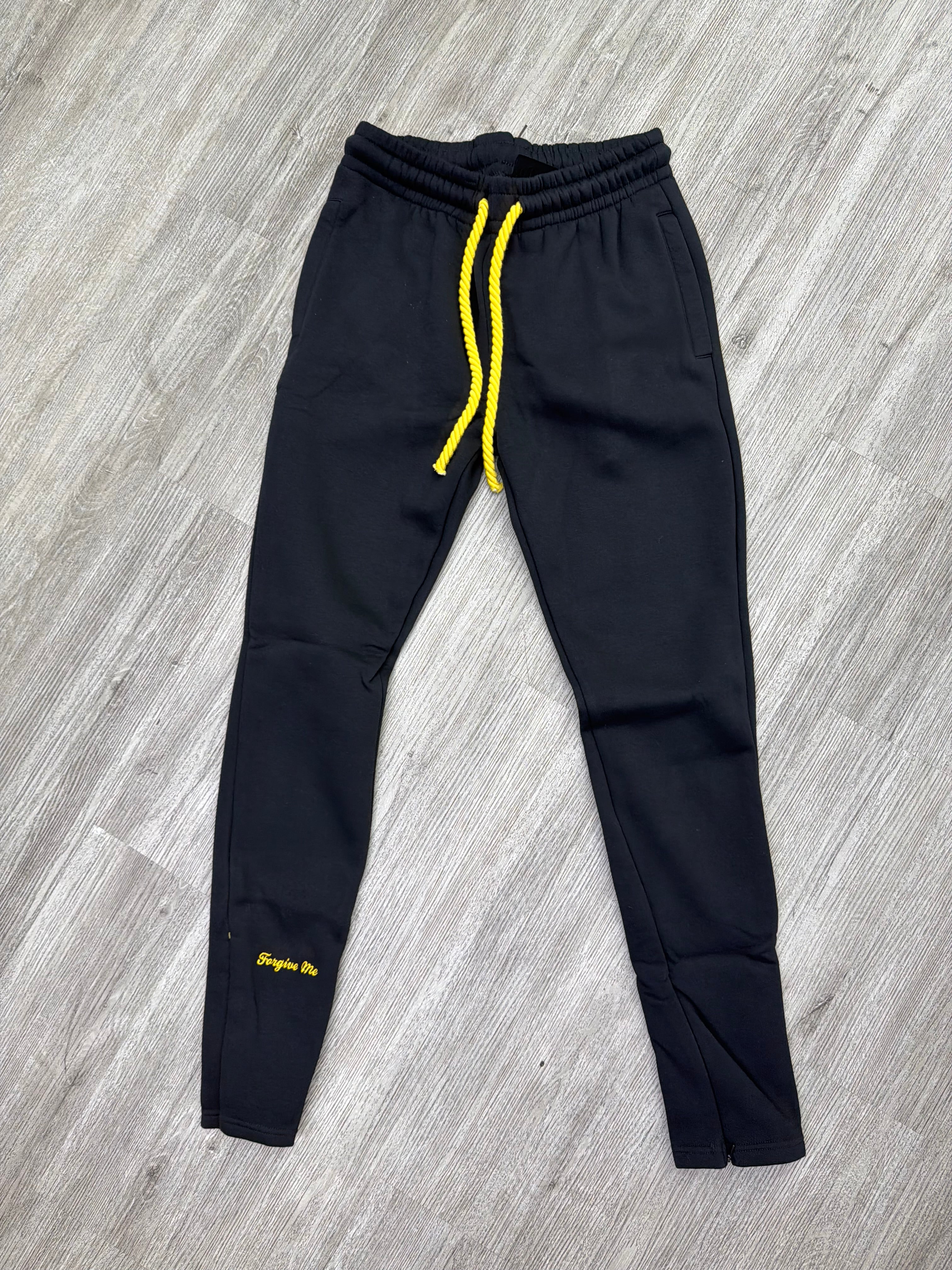 Syna Sweatsuit (Black/Yellow)