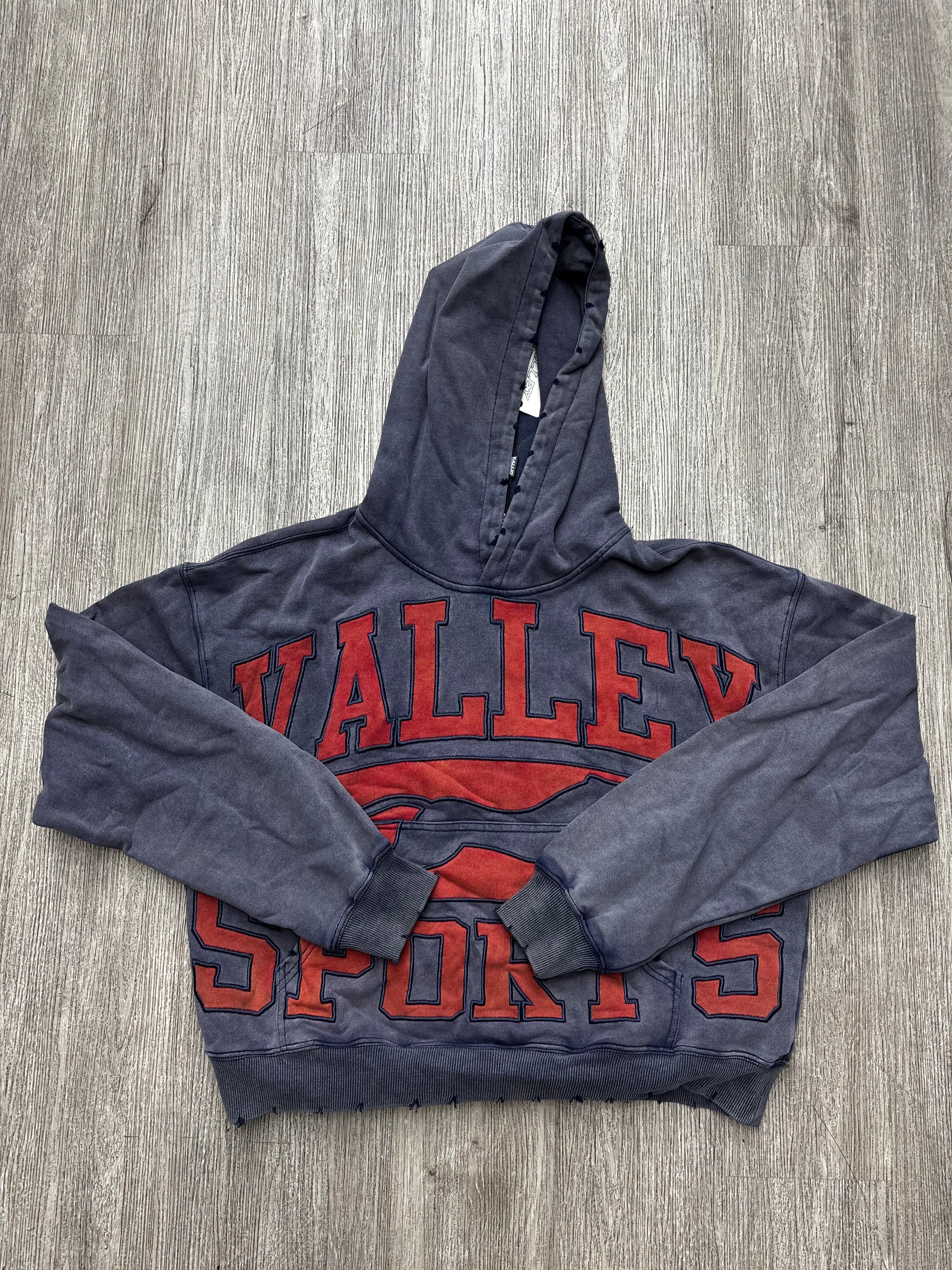 Vale lives sports hoodie navy/ red