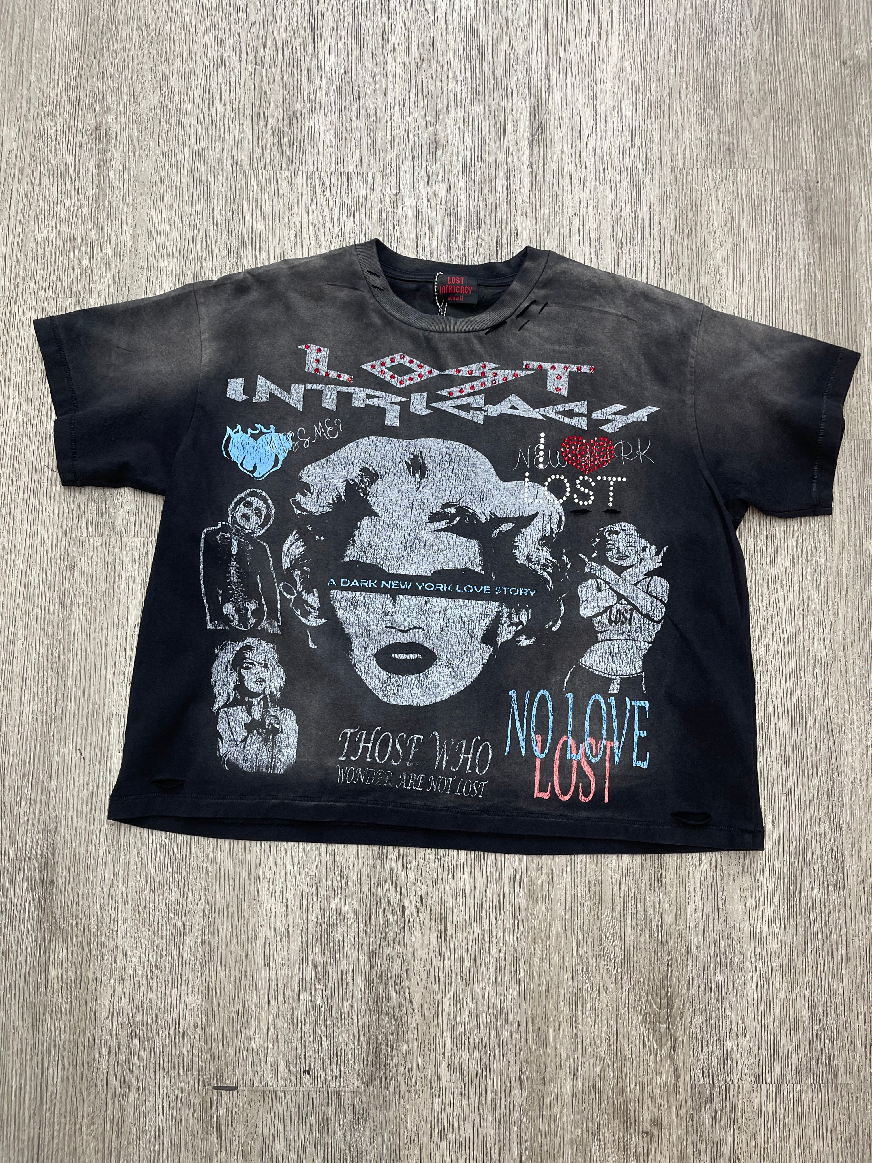 Lost intricacy Tee (Black)