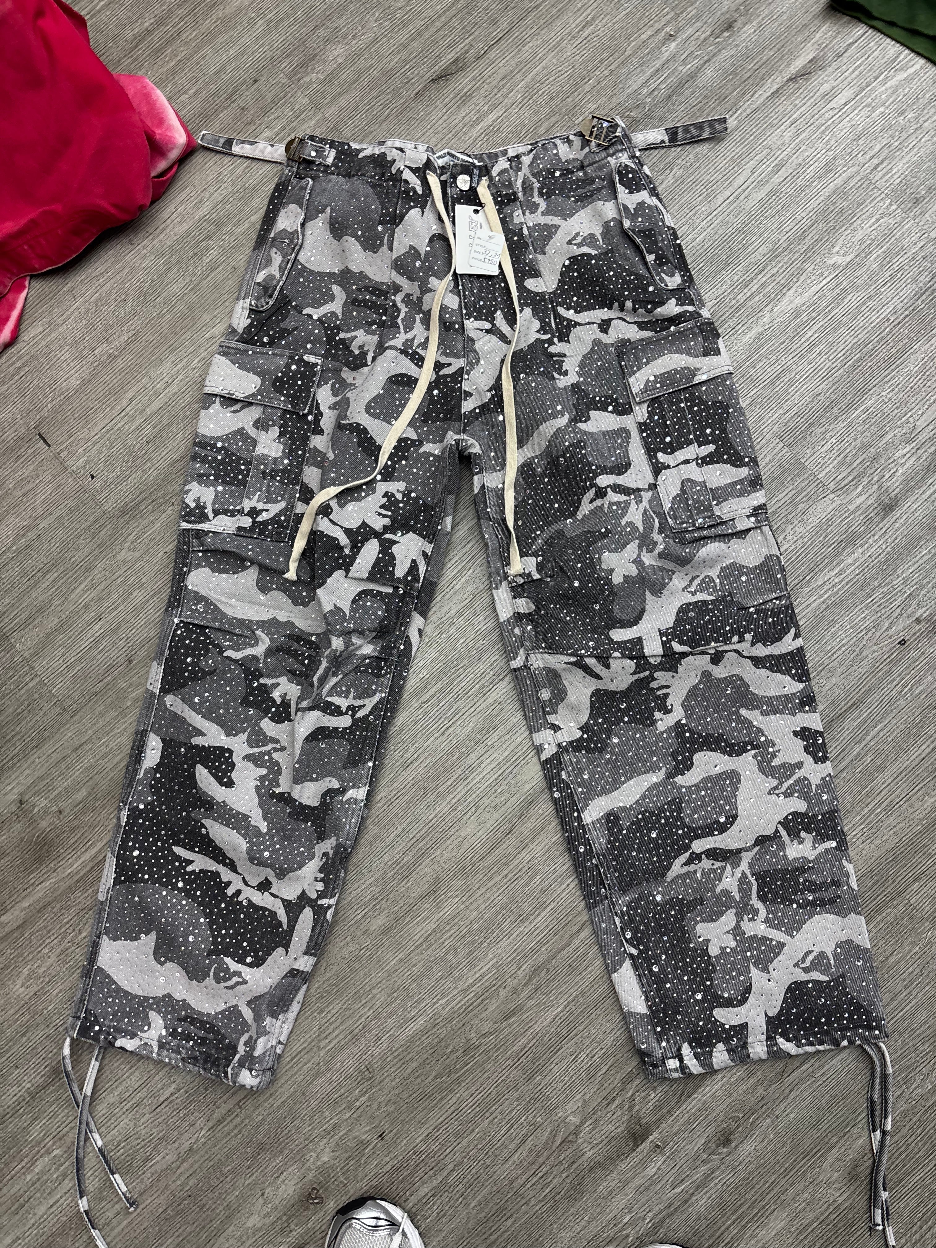 Vale lives rhinestone pants camo grey