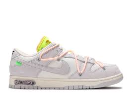 Off-White Nike Dunk Low Lot 12