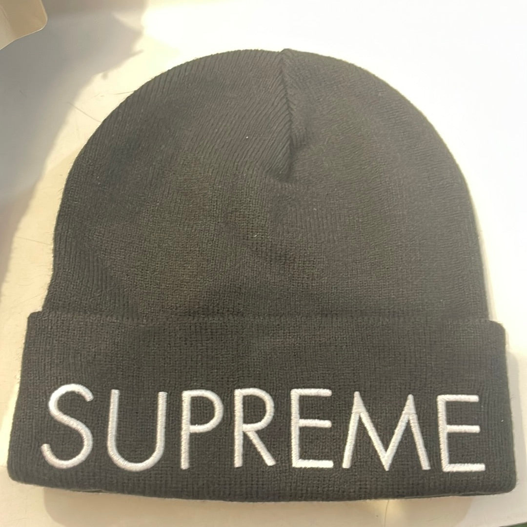 Supreme plain beanie
