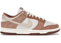 Nike Dunk Low "Curry"